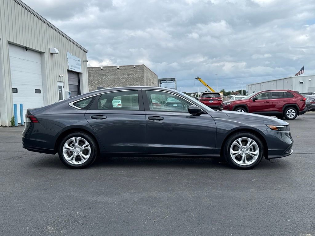 Used 2025 Honda Accord LX image 7