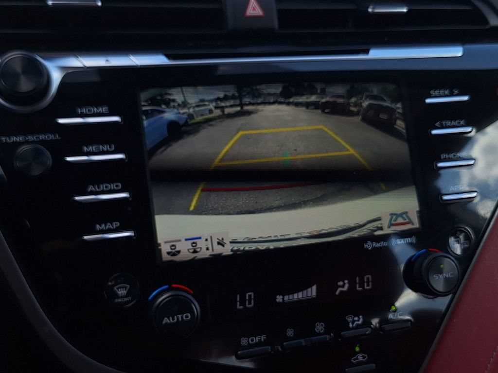 Used 2020 Toyota Camry XSE FWD image 21