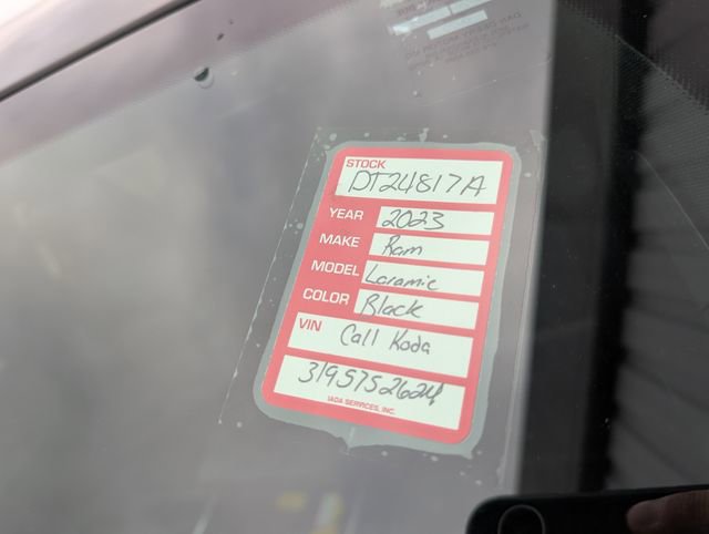 Used 2023 RAM 1500 Laramie image 40