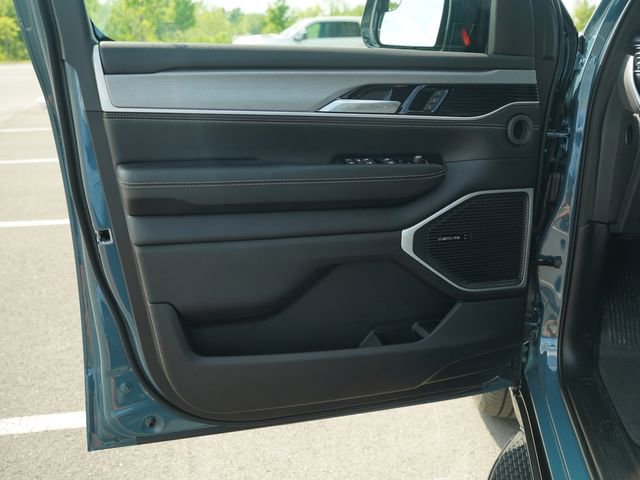 New 2026 Jeep Grand Wagoneer L Limited AWD/4WD image 12