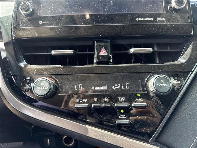 Used 2021 Toyota Camry XSE FWD image 14