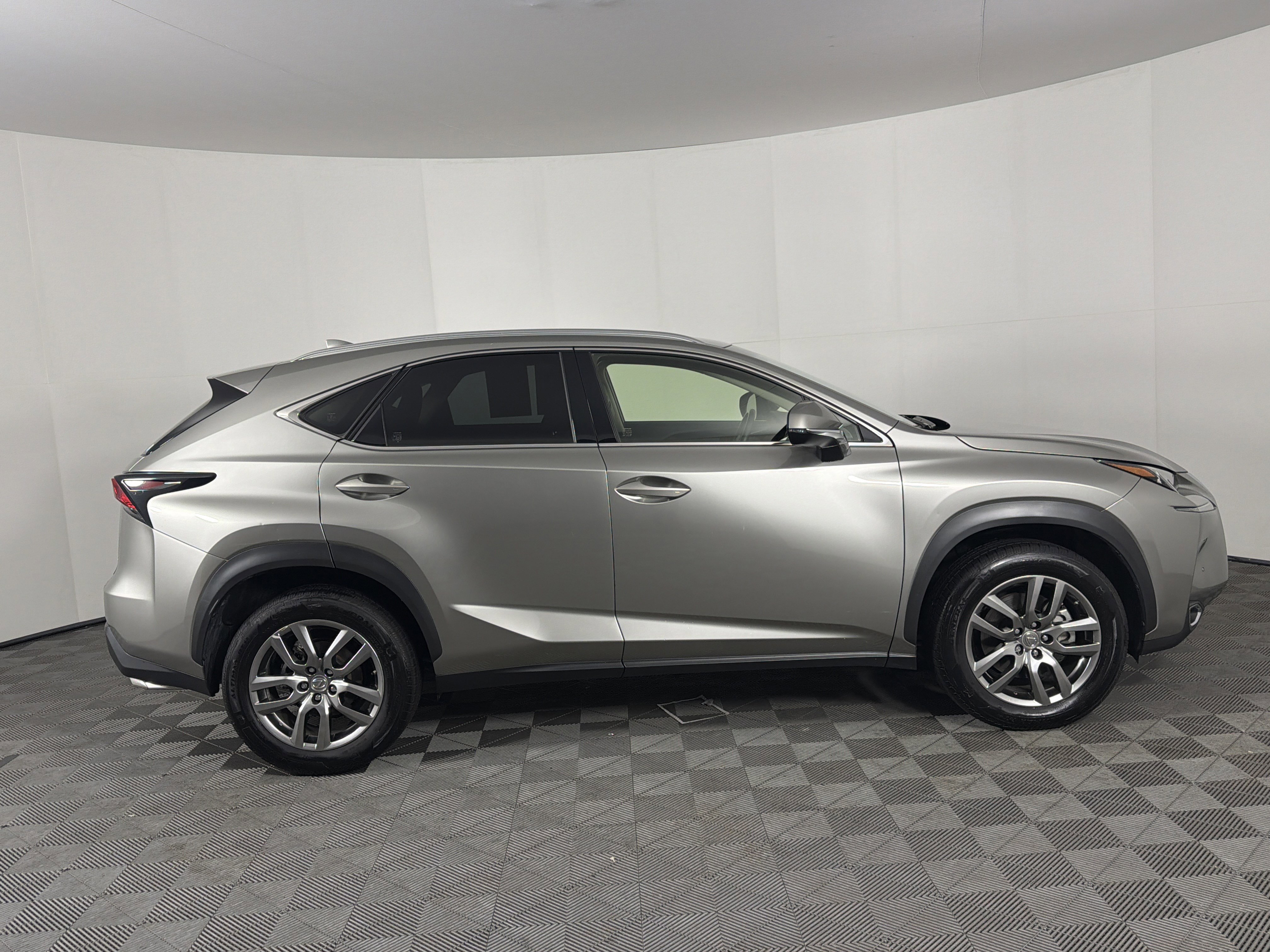 Used 2015 Lexus NX 200t AWD w/ Premium Package image 29
