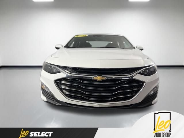 Used 2024 Chevrolet Malibu LT FWD image 2