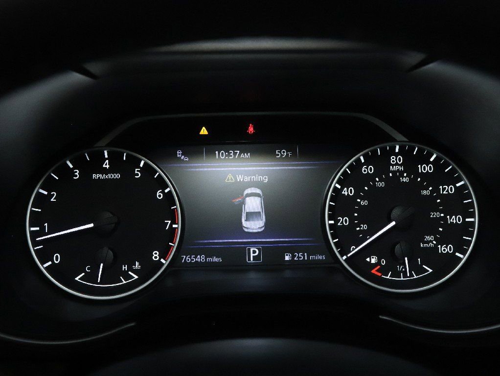 Used 2017 Nissan Maxima Platinum image 26