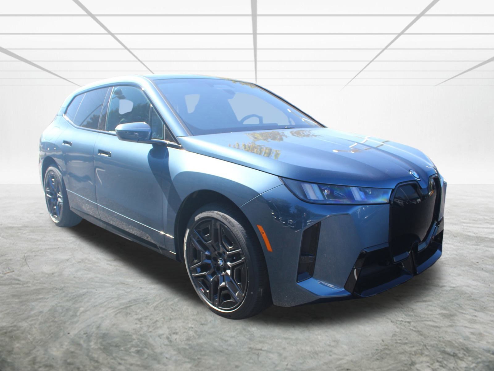 New 2026 BMW iX xDrive60 w/ M Sport Package image 1
