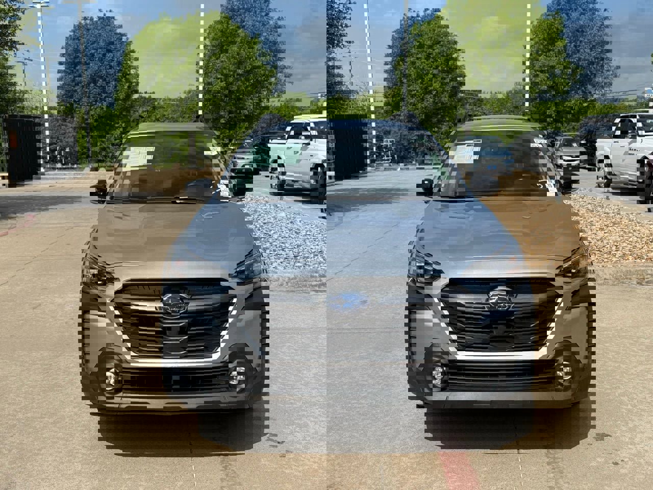 Used 2024 Subaru Outback Premium image 9