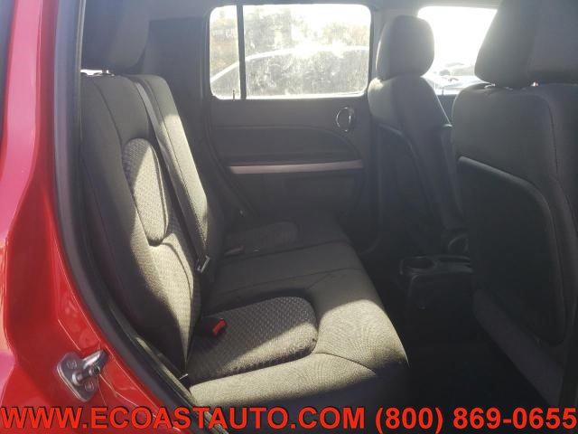 Used 2011 Chevrolet HHR LT FWD image 11