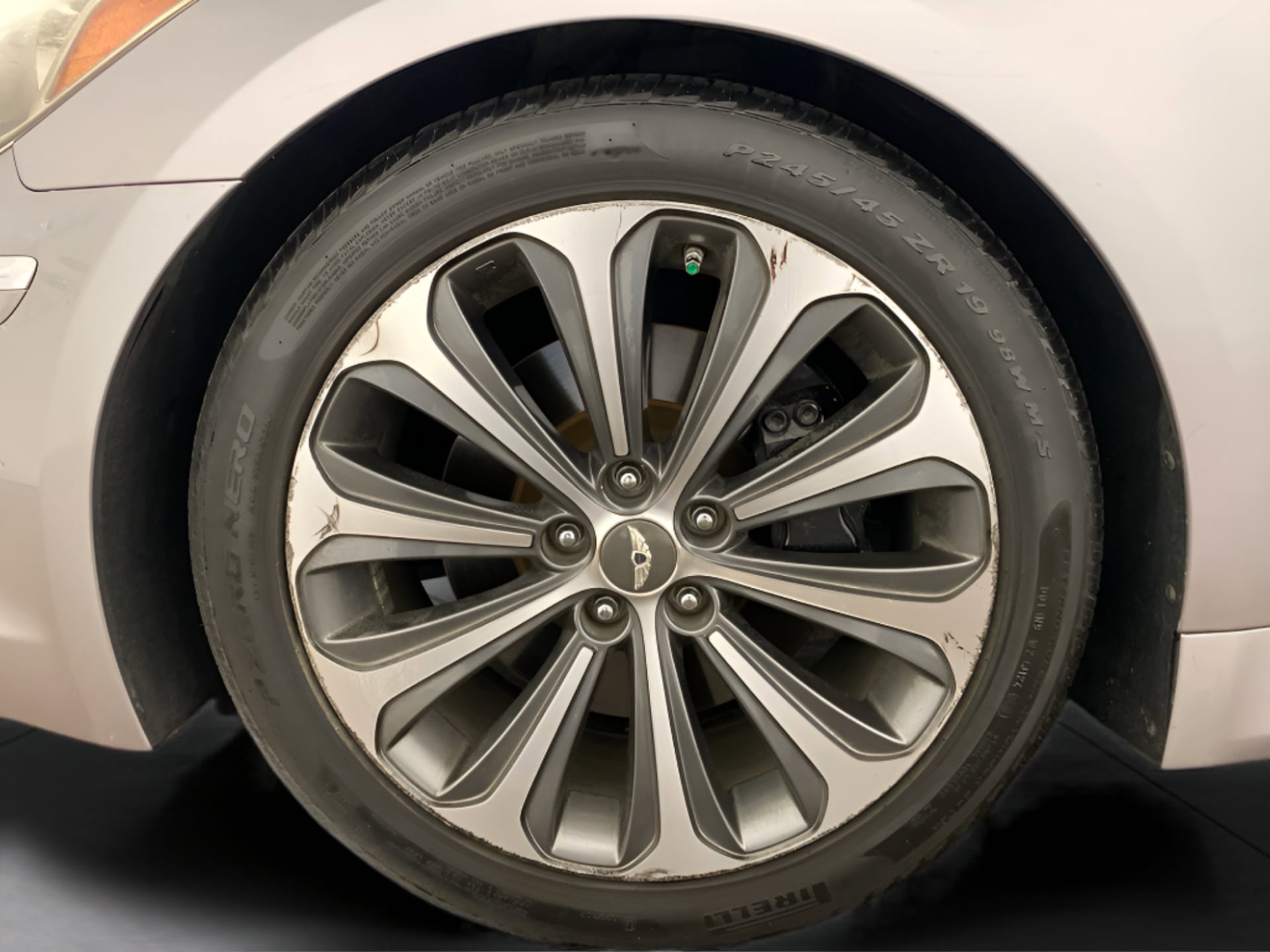 Used 2012 Hyundai Genesis 5.0 R-Spec image 21