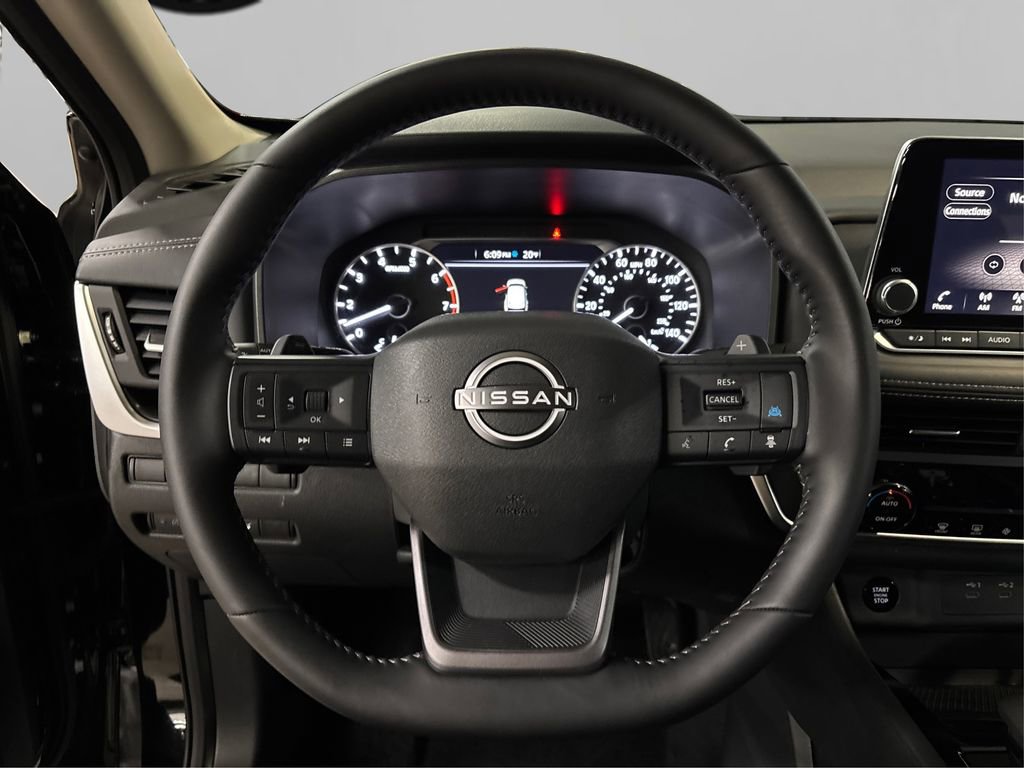 Certified 2026 Nissan Rogue SV image 26