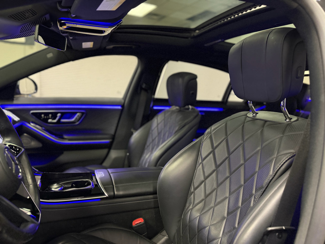 Used 2021 Mercedes-Benz S 580 4MATIC Sedan w/ AMG Line image 17