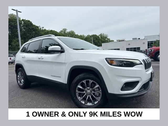 Used 2020 Jeep Cherokee Latitude Plus AWD/4WD image 1