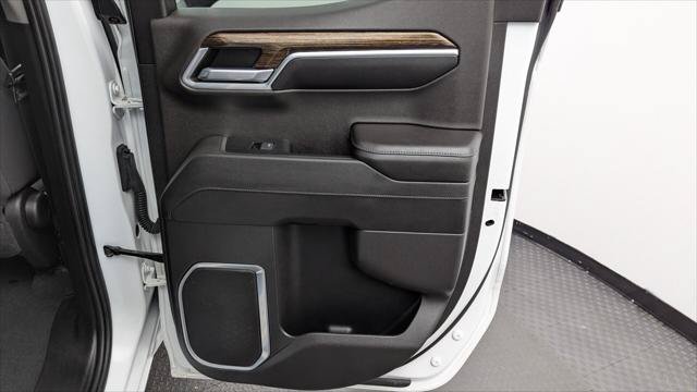 Used 2022 GMC Sierra 1500 SLE AWD/4WD image 19