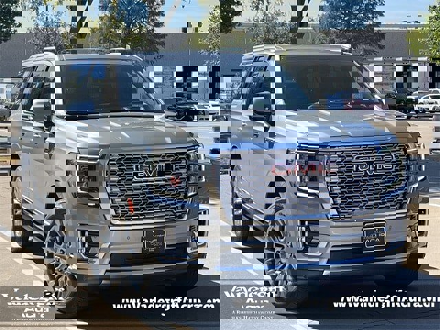 Used 2023 GMC Yukon XL Denali