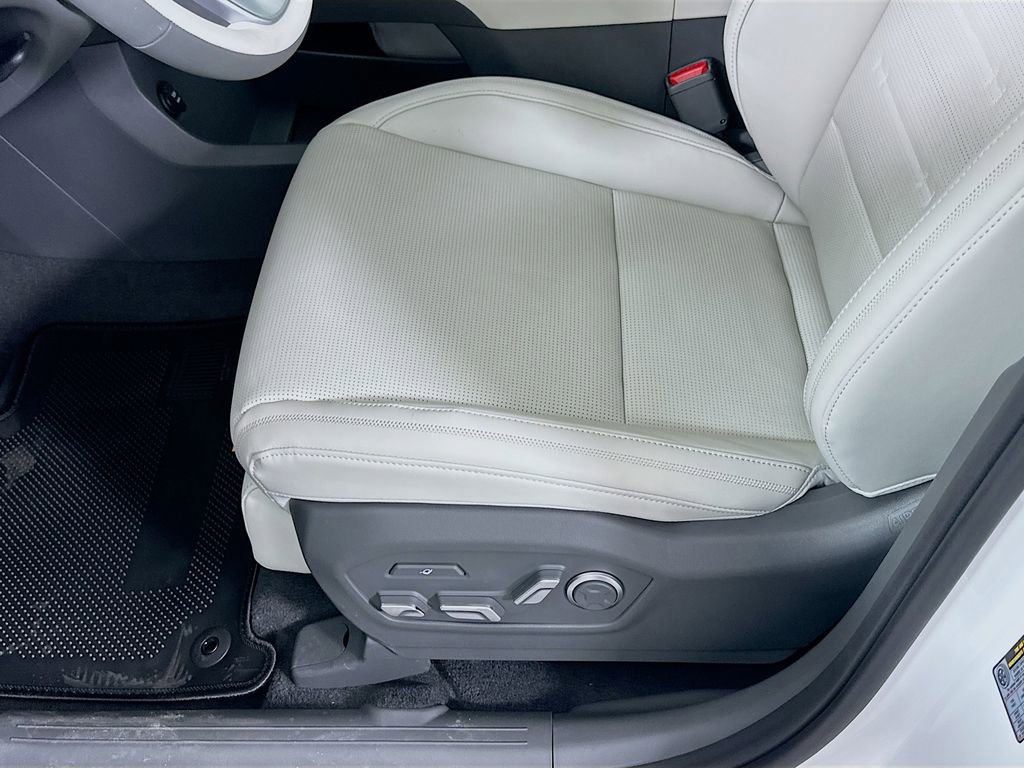 New 2026 Hyundai Santa Fe Calligraphy image 21