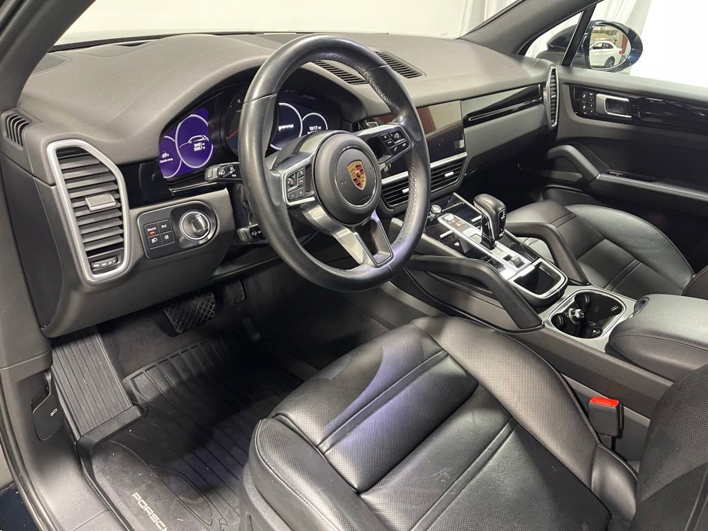 Used 2022 Porsche Cayenne AWD/4WD image 18