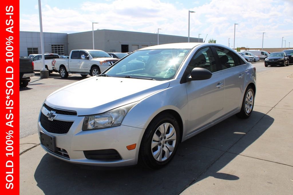 Used 2012 Chevrolet Cruze LS w/ Connectivity Package FWD image 3