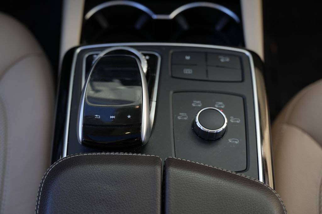 Used 2017 Mercedes-Benz GLE 400 4MATIC image 44