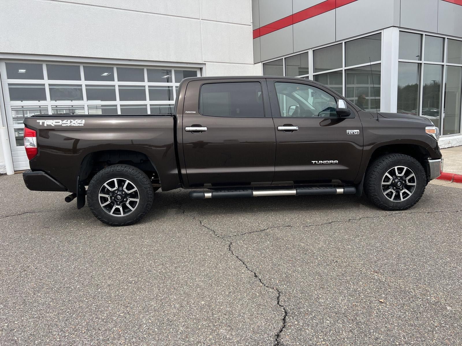 Used 2018 Toyota Tundra Limited w/ Limited Premium Package AWD/4WD image 21