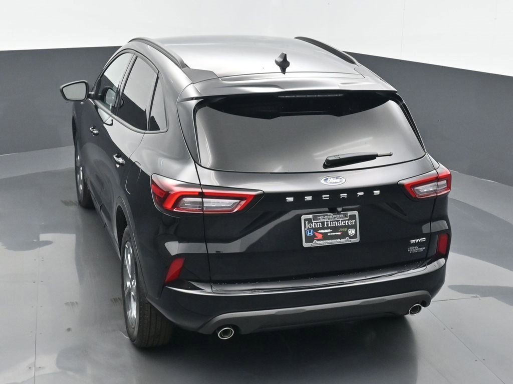 Used 2024 Ford Escape ST-Line image 18