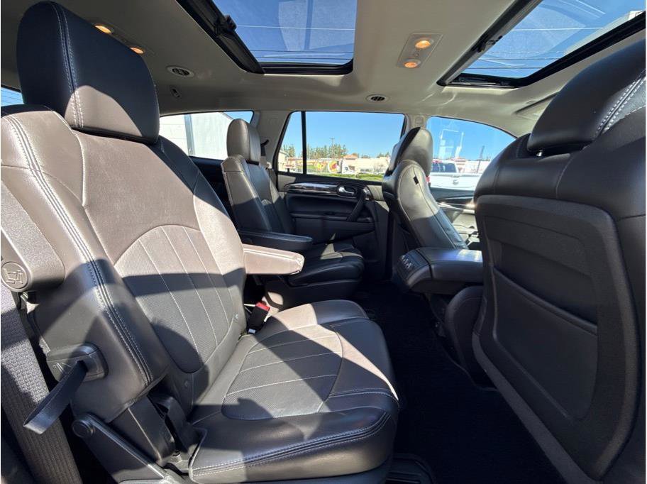 Used 2017 Buick Enclave Leather image 14