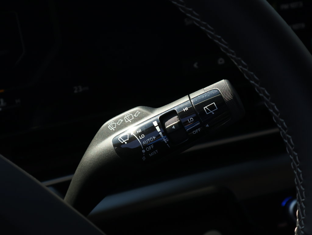 New 2027 Kia Carnival SX w/ Dark Edition Package FWD image 39