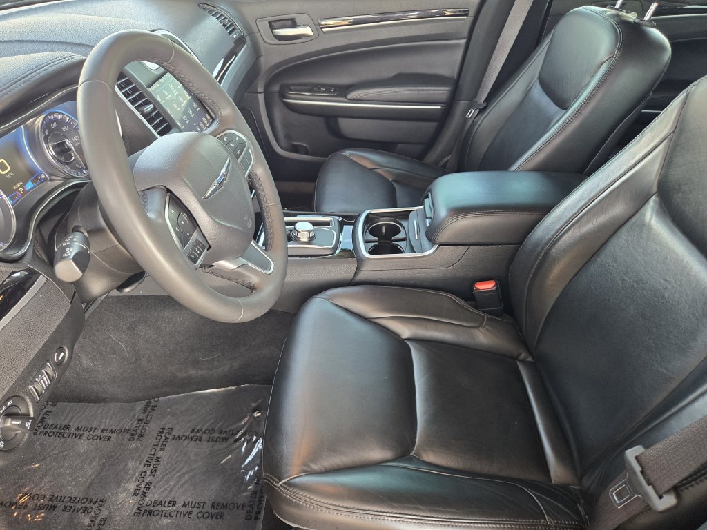 Used 2023 Chrysler 300 Touring L RWD image 16