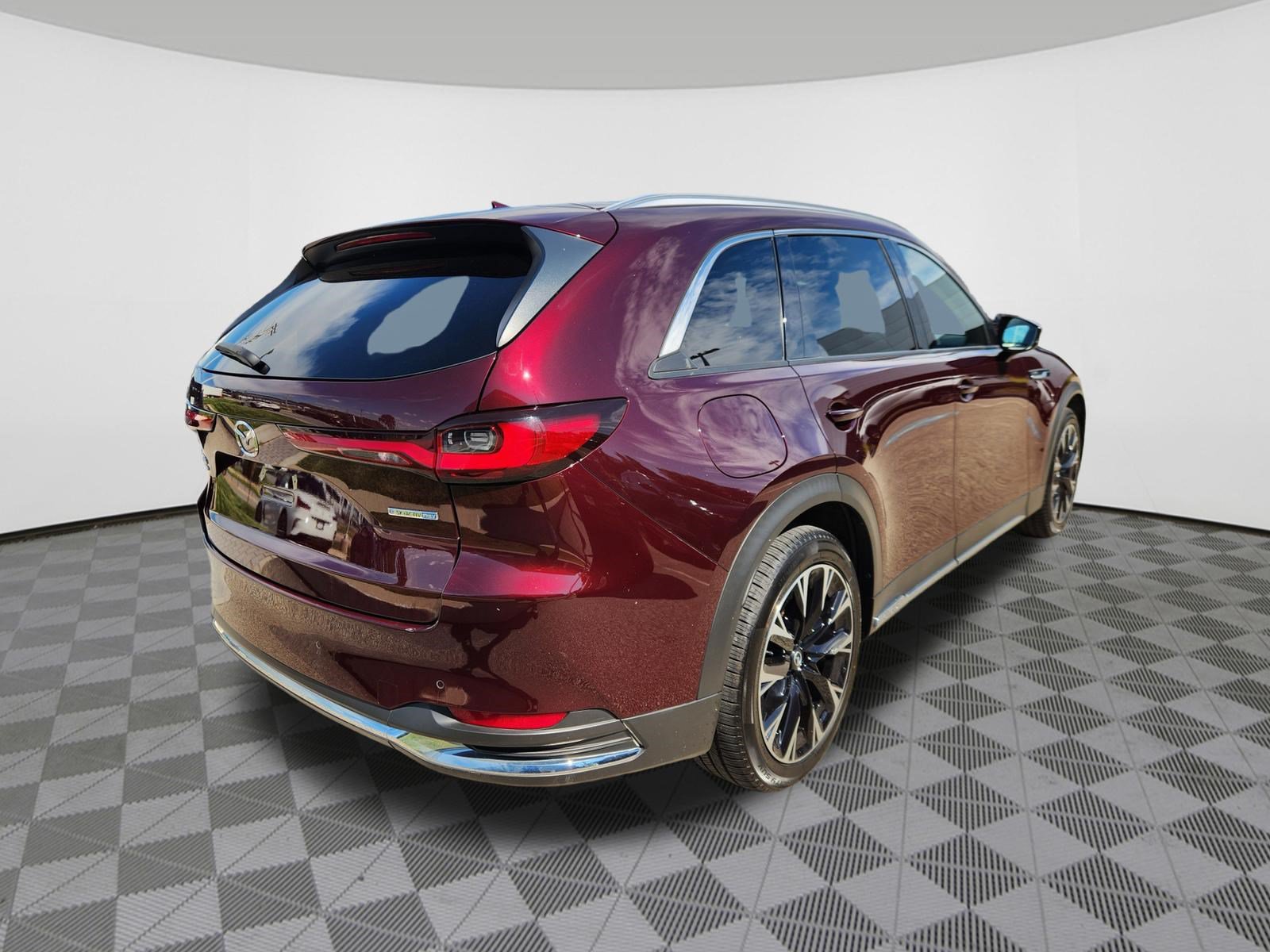 Certified 2024 MAZDA CX-90 Plug-In Hybrid w/ Premium Pkg AWD/4WD image 4