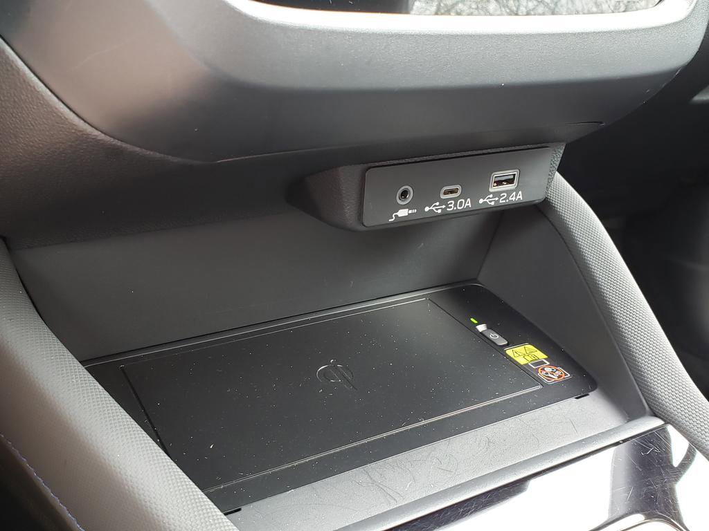 Used 2025 Subaru Forester Limited w/ Popular Package image 24