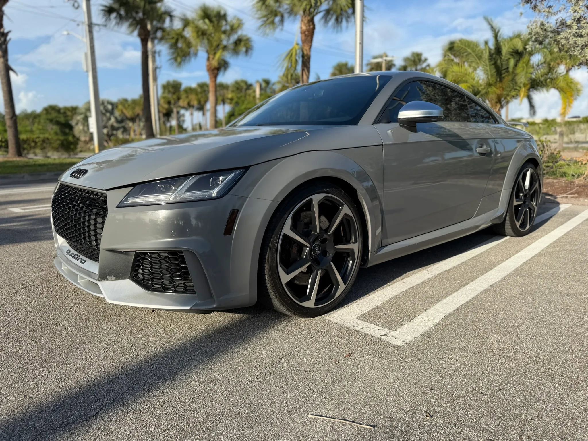 Used 2018 Audi TT RS AWD/4WD image 3
