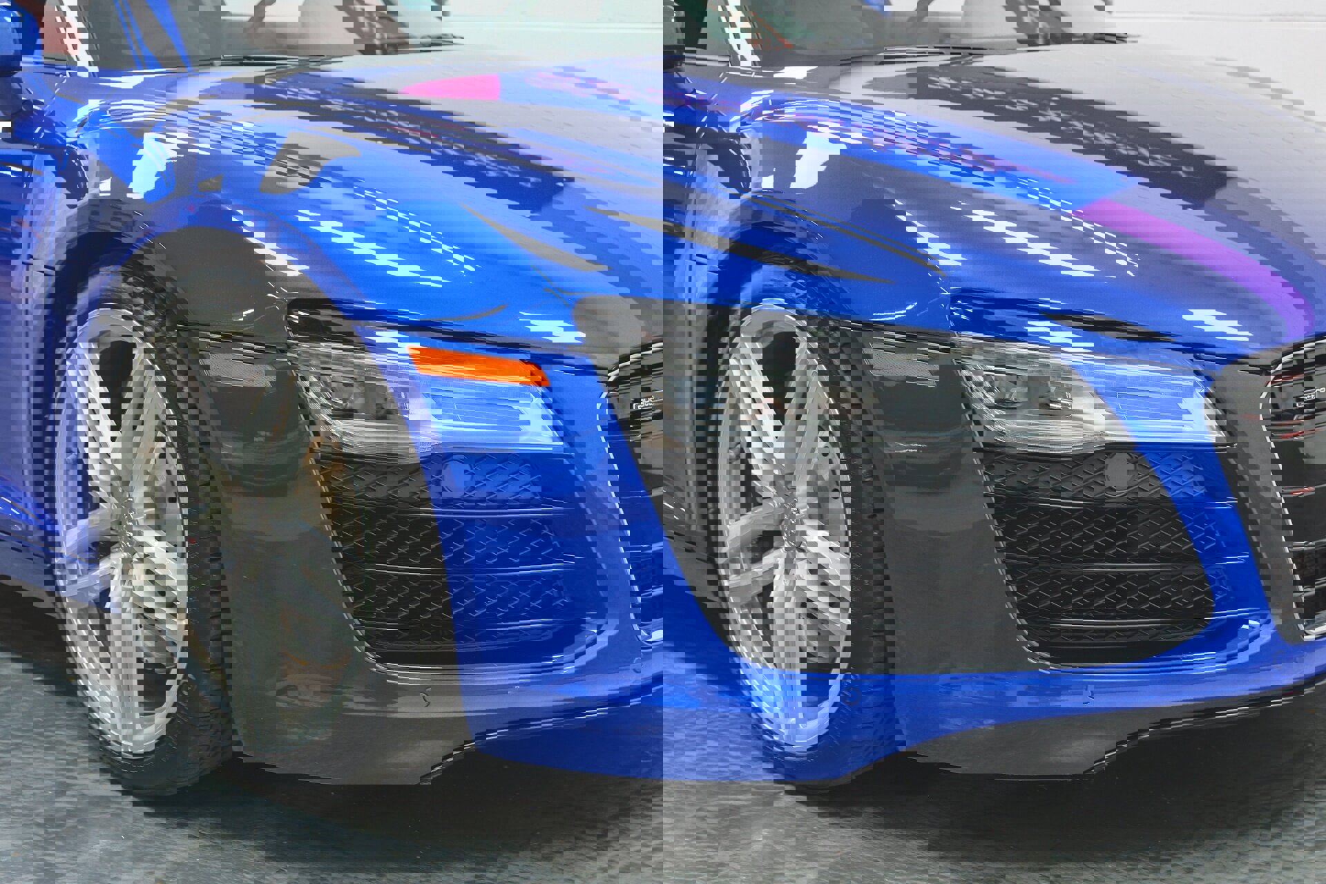 Used 2015 Audi R8 V8 image 43