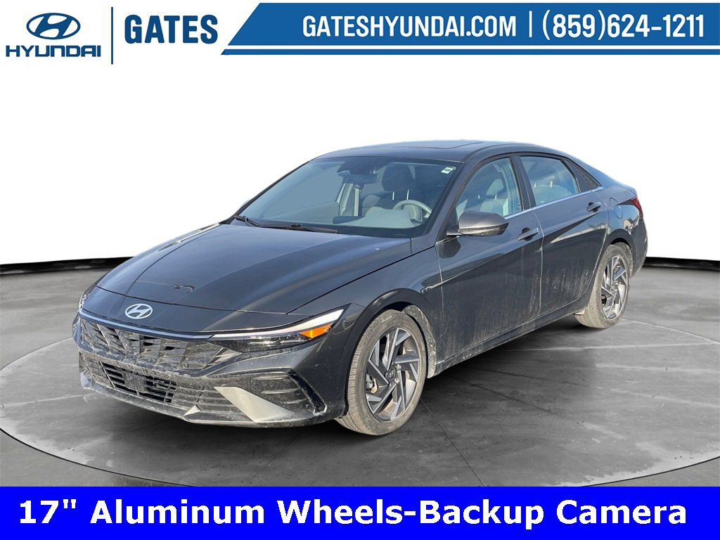 Used 2024 Hyundai Elantra SEL w/ Convenience Package image 5