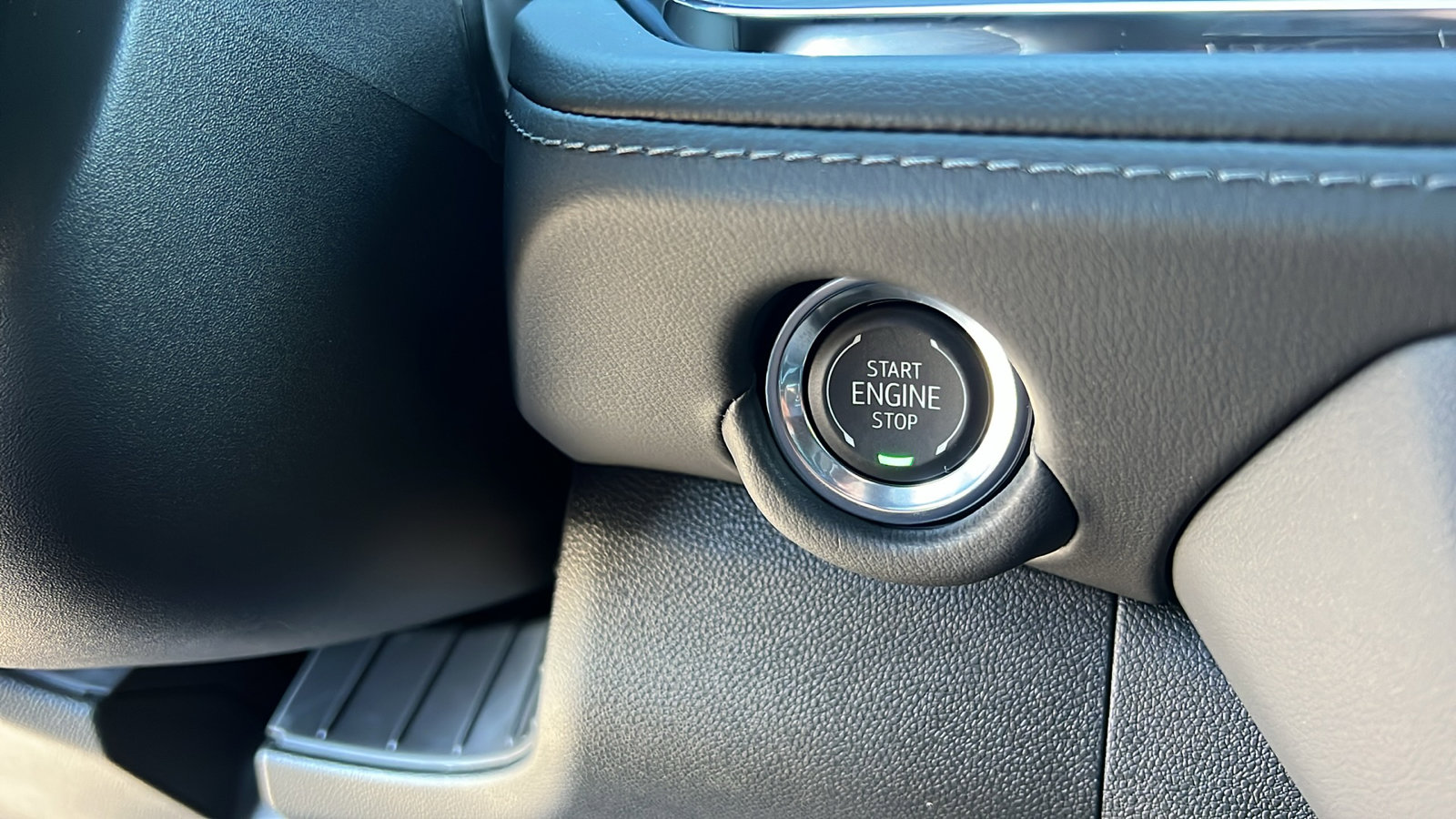 New 2026 Chevrolet Suburban LT w/ Comfort Package image 29