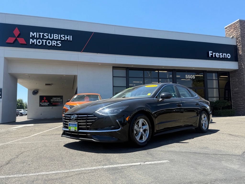 Used 2023 Hyundai Sonata SE w/ Cargo Package