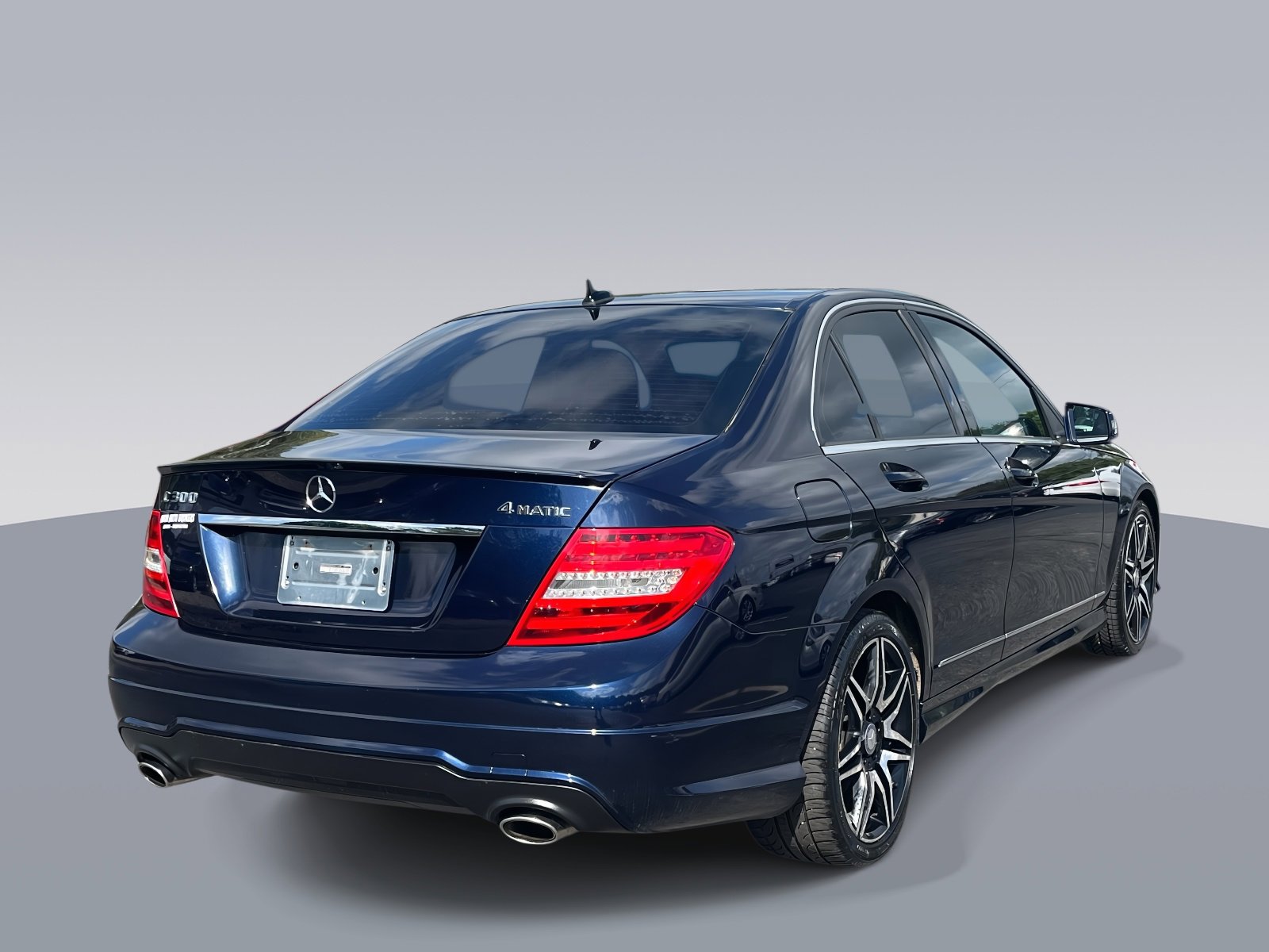 Used 2014 Mercedes-Benz C 300 Sport image 3