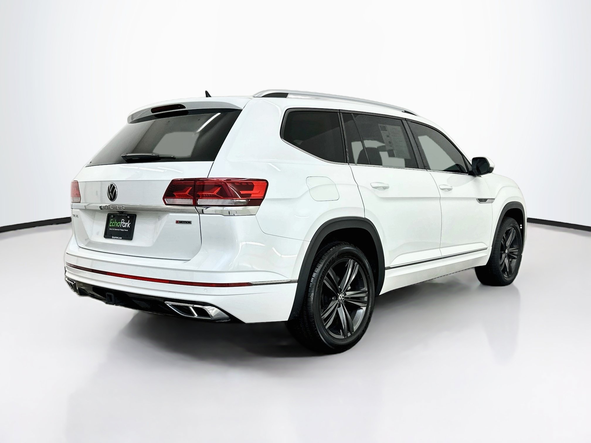Used 2022 Volkswagen Atlas SEL R-Line AWD/4WD image 9