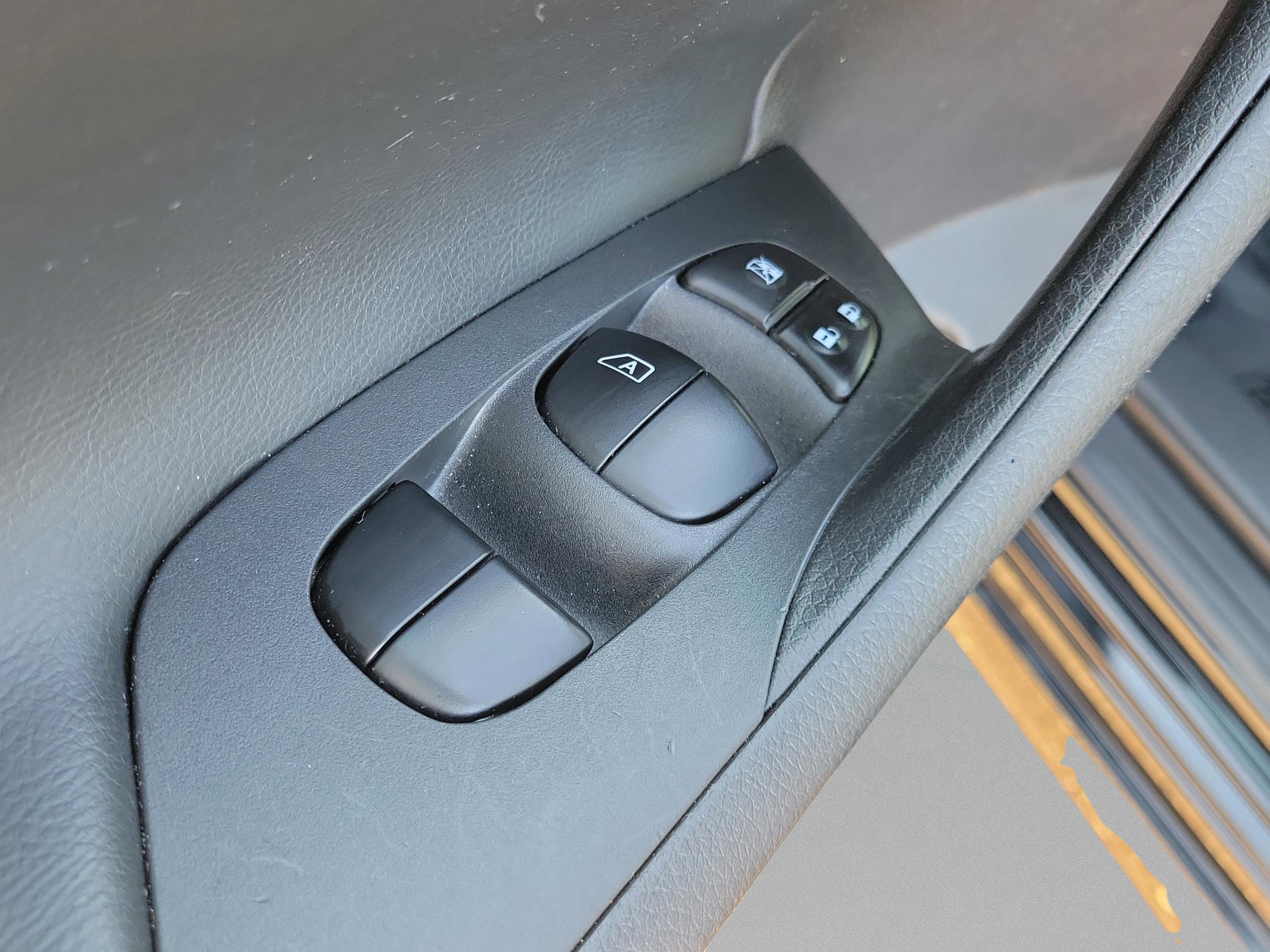 Used 2017 Nissan Altima 2.5 S w/ Power Driver Seat Package image 18