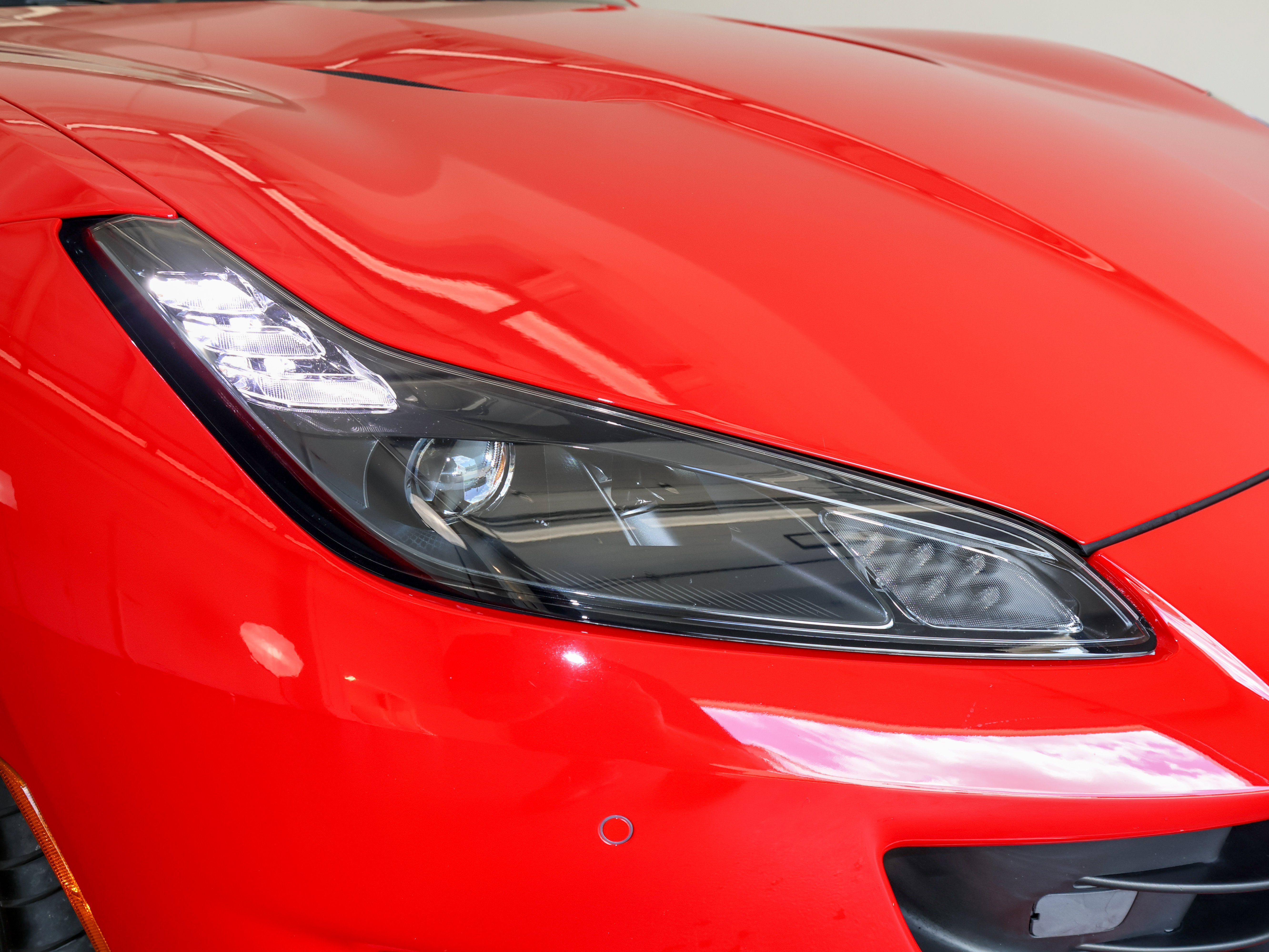 Used 2019 Ferrari Portofino RWD image 44