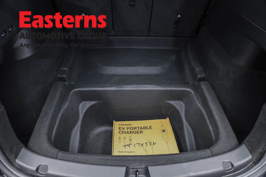 Used 2022 Tesla Model Y Long Range AWD/4WD image 11