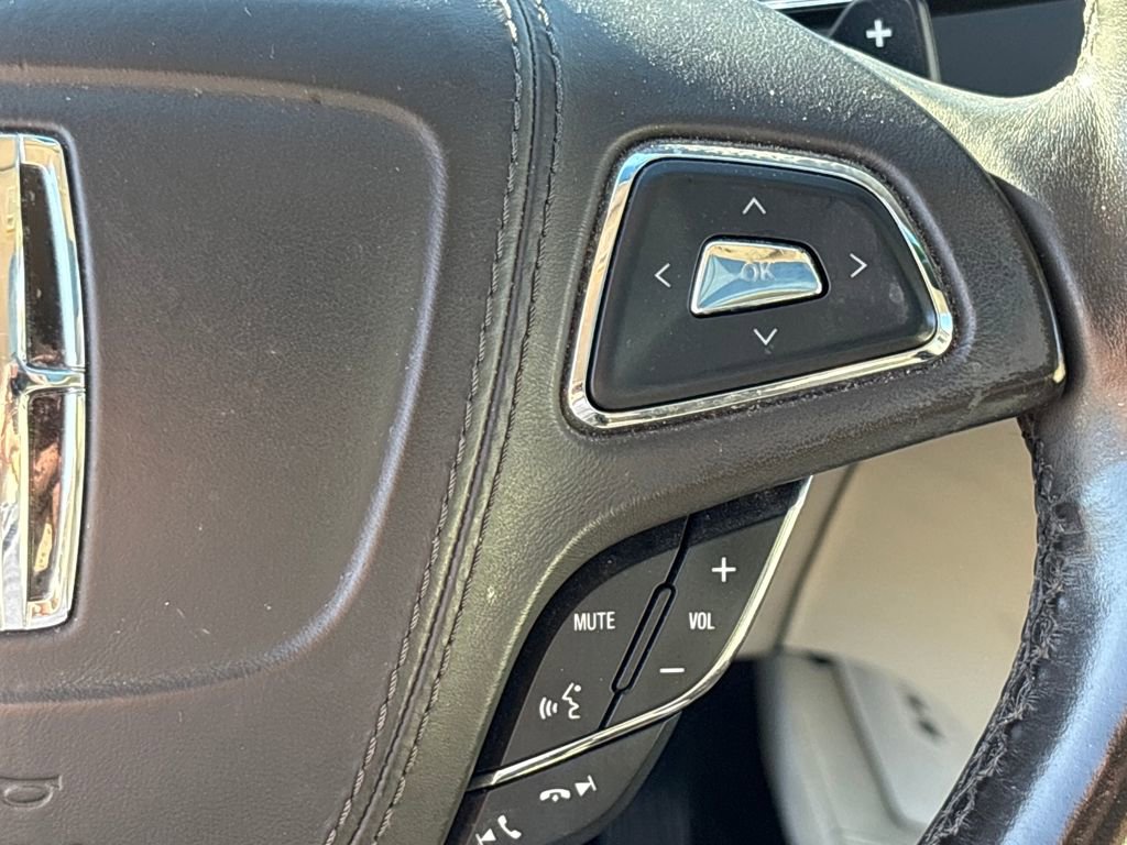 Used 2018 Lincoln MKZ Black Label w/ Technology Package image 22