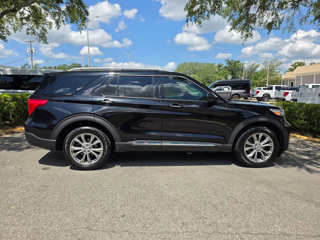 Used 2022 Ford Explorer Limited AWD/4WD image 6