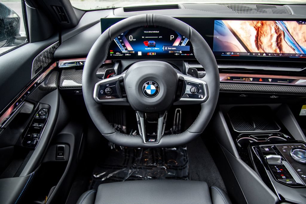 New 2026 BMW 540i xDrive w/ M Sport Package AWD/4WD image 10