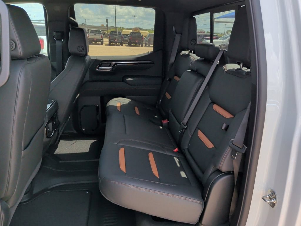 New 2026 GMC Sierra 1500 AT4 w/ AT4 Premium Package AWD/4WD image 37
