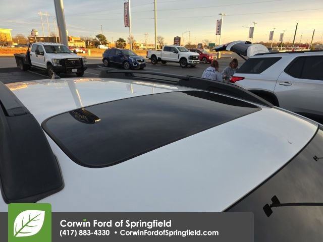 Used 2011 Subaru Outback 2.5i Limited image 8