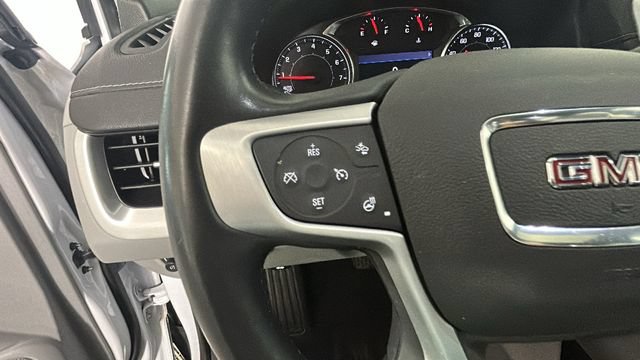 Used 2022 GMC Terrain SLT FWD image 16