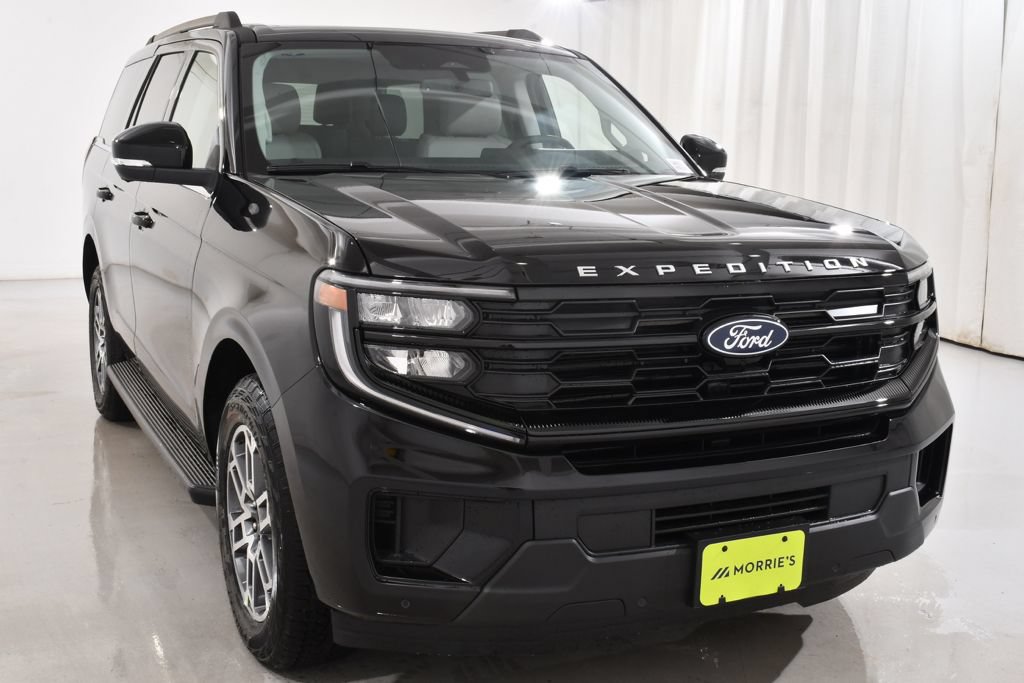 New 2026 Ford Expedition Active AWD/4WD image 4