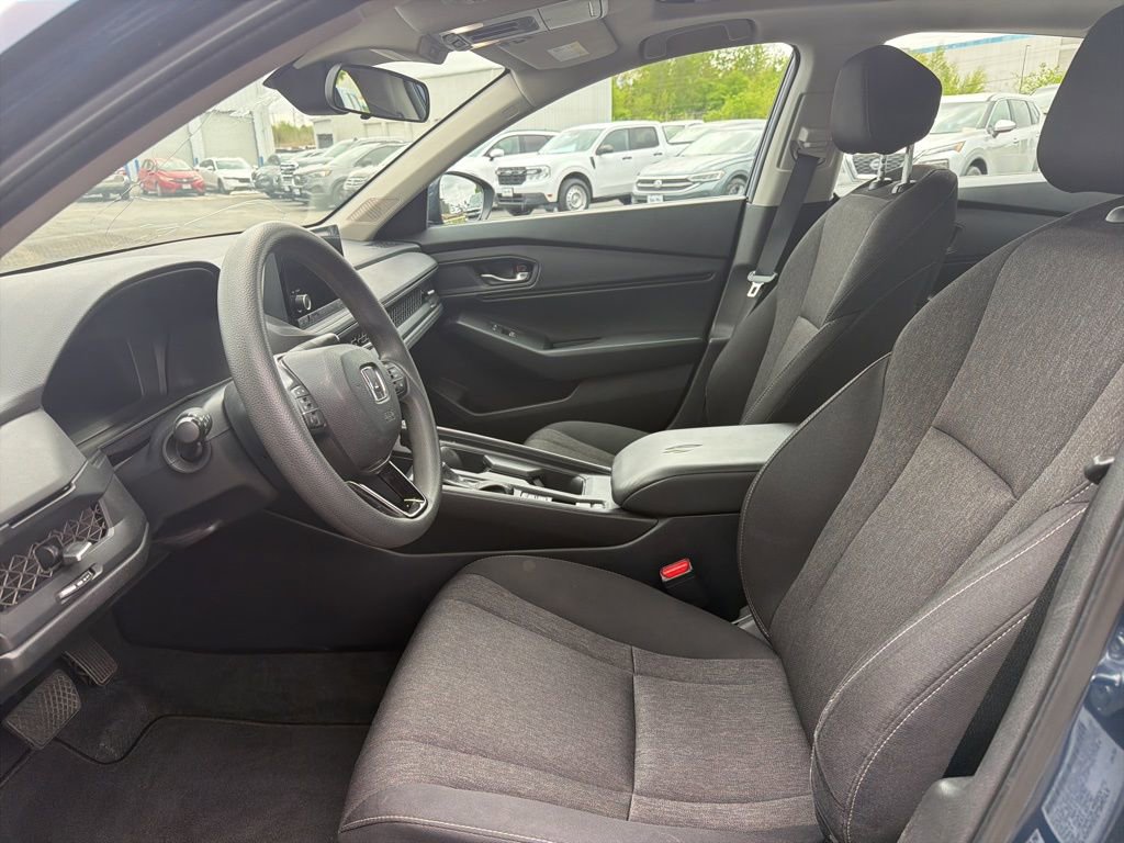 Used 2023 Honda Accord EX image 12