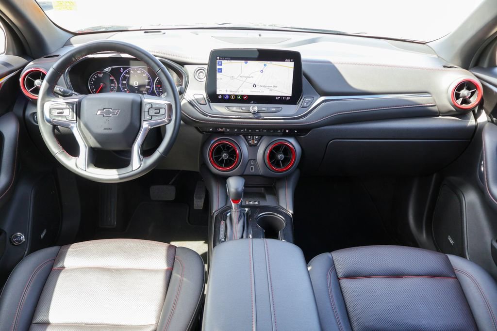 Used 2025 Chevrolet Blazer RS FWD image 6