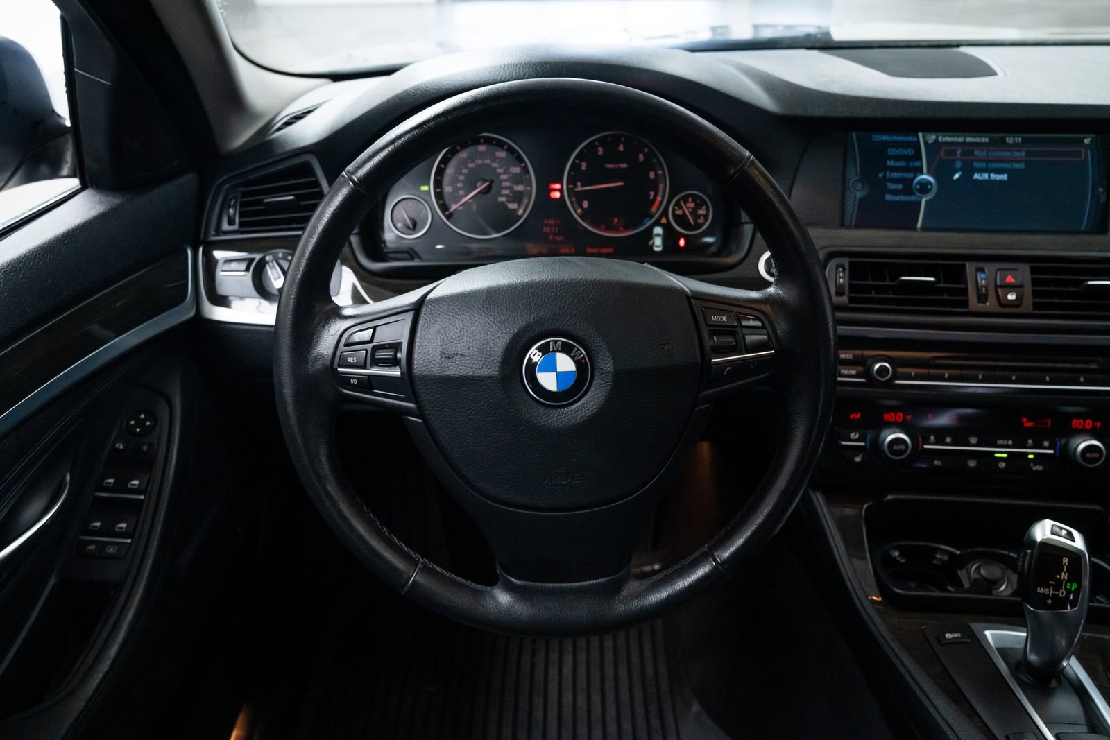 Used 2011 BMW 535i xDrive Sedan AWD/4WD image 12