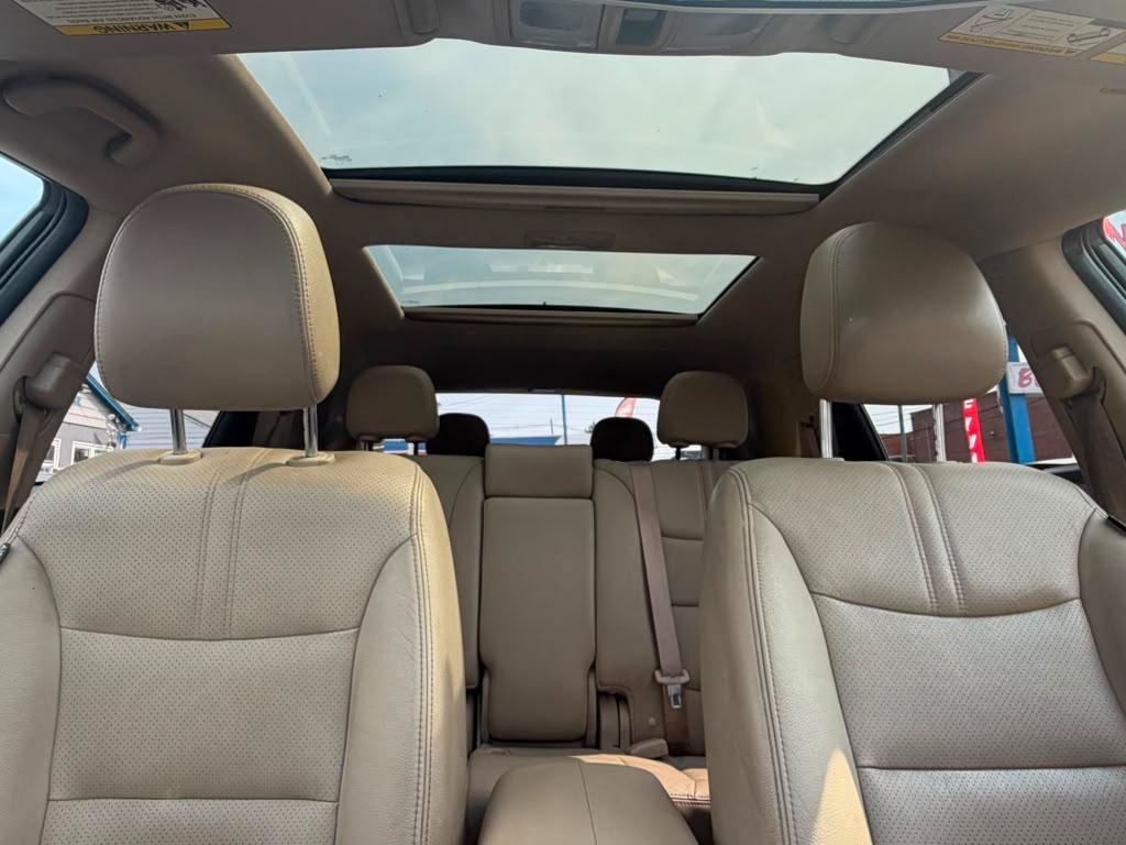 Used 2011 Kia Sorento EX w/ Premium Pkg AWD/4WD image 18