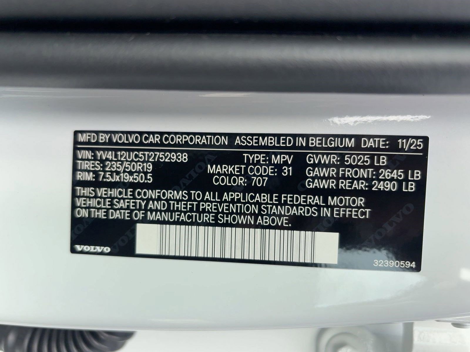 New 2026 Volvo XC40 B5 Plus w/ Protection Package Premier image 20